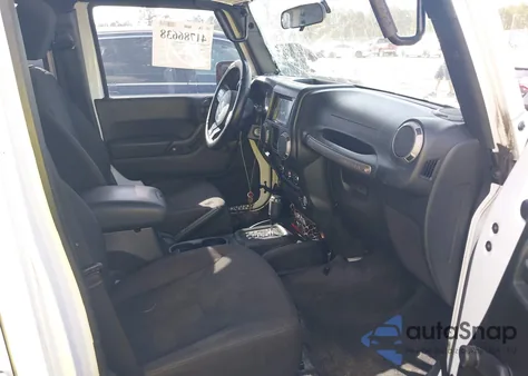 2015 Jeep Wrangler Unlimited Sport z USA, uszkodzony, nr VIN 1C4BJWDG6FL522316